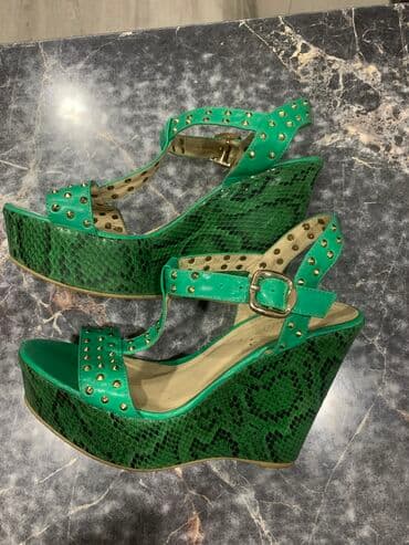 кроксы крокс crocs: Босоножки, 39.5, ALS, Б/у, цвет - Зеленый, Самовывоз, Платная доставка — 1