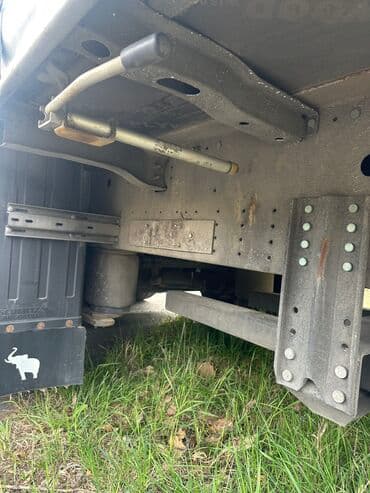 кемпинг дом на колесах: Прицеп, Schmitz Cargobull, Тентованный, от 12 т, Б/у — 24