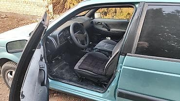 фоль: Volkswagen Passat: 1992 г., 1.9 л, Механика, Бензин, Седан — 8