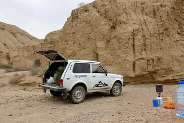 какие машины бизнес класса в яндекс такси бишкек: ВАЗ (ЛАДА) 4x4 Нива: 2004 г., 1.7 л, Механика, Бензиновая, Универсал — 1