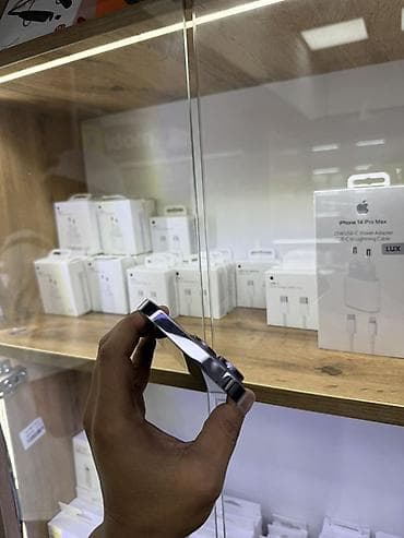 14: IPhone 14 Pro, 128 ГБ, Deep Purple, Зарядное устройство, 100 % — 2