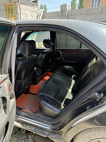 зеркало w202: Mercedes-Benz E-Class: 1996 г., 3.2 л, Автомат, Седан — 5