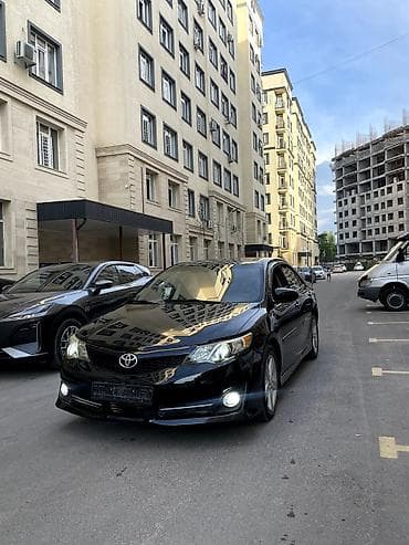 Toyota Camry: 2014 г., 2.5 л, Автомат, Бензин, Седан