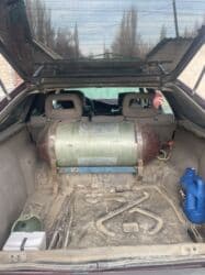 шипованная резина: Audi 100: 1990 г., 1.8 л, Механика, Газ — 4