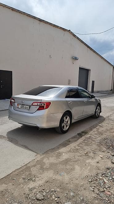 byd e7: Toyota Camry: 2012 г., 2.5 л, Автомат, Бензин, Седан — 4