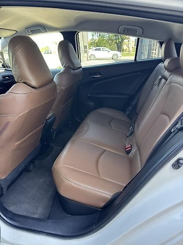 prius: Toyota Prius: 2017 г., 1.8 л, Вариатор, Гибрид, Лифтбек — 4