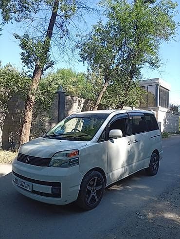 town ace: Toyota Voxy: 2002 г., 2 л, Автомат, Бензин, Минивэн — 5