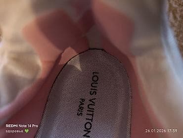 женские розовые рубашки: Кроссовки, 38, Louis Vuitton, Новый, цвет - Розовый — 6