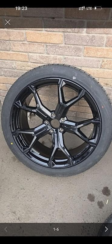 простав: Литые Диски R 22 BMW, Комплект, отверстий - 5, Новый — 1