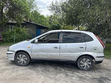 Nissan Tino: 2002 г., 1.8 л, Автомат, Бензин, Минивэн — 2