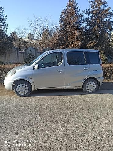 Унаа сатуу: Toyota Yaris Verso: 1999 г., 1.3 л, Кол менен иштөөчү, Бензин, Вэн/Минивэн — 9