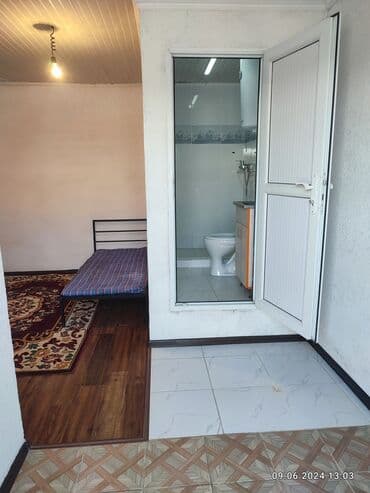 сдаю квартиру посуточно: 1 комната, Собственник, Без подселения, С мебелью полностью — 5