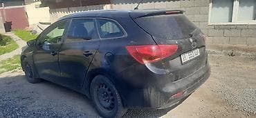 тайота авалон 2014: Kia Ceed: 2014 г., 1.6 л, Автомат, Бензин, Универсал — 6