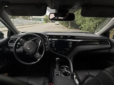 електронный машина: Toyota Camry: 2018 г., 2.5 л, Автомат, Бензин, Седан — 5