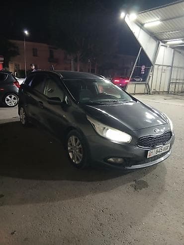 Kia Ceed: 2014 г., 1.6 л, Автомат, Бензин, Универсал — 5
