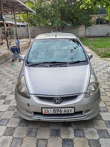 Honda Fit: 2002 г., 1.3 л, Вариатор, Бензин, Хэтчбэк — 4
