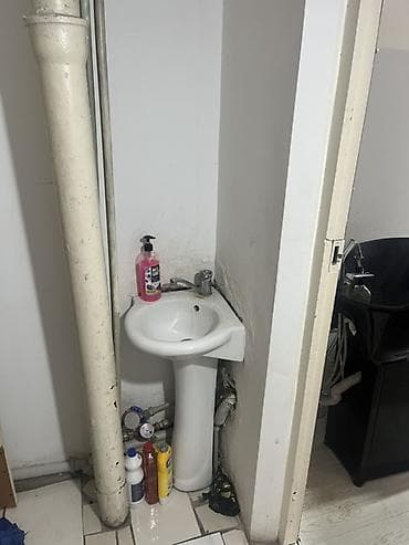 квартиры ипотека: 3 комнаты, 38 м², Индивидуалка, 1 этаж, Евроремонт — 9