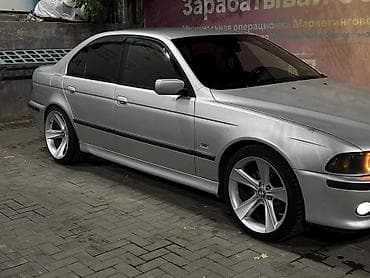 mini cuper: BMW 5 series: 2001 г., 3 л, Механика, Бензин, Седан — 4