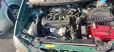 мин булак: Nissan Almera Tino: 2000 г., 1.8 л, Кол менен иштөөчү, Бензин, Хетчбек — 6