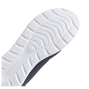 Айымдардын бут кийими: Adidas. Обтекаемая и спортивная обувь для победы. Эти беговые — 6