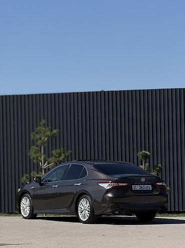 Toyota: Toyota Camry: 2018 г., 2.5 л, Автомат, Гибрид, Седан — 5