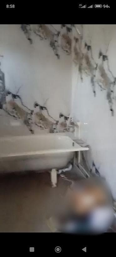 сдаю дом новопокровка: Ак Ордо 3 төн 2 комната+прихожка+ванная квартирага берилет.Кухонный — 3