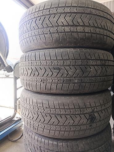 Комплект из 4 автомобильных шин. Характеристики: - Размер: 275/45 R20