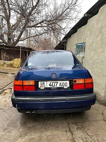Volkswagen: Volkswagen Vento: 1994 г., 2 л, Автомат, Бензин, Седан — 4