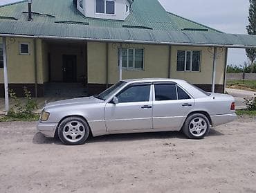 бишкек мотоцикл: Mercedes-Benz W124: 1993 г., 2.2 л, Кол менен иштөөчү, Бензин, Седан — 3