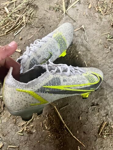 брендовая одежда бишкек: Мужские кроссовки, 38, Nike, Б/у, цвет - Белый, Самовывоз — 5