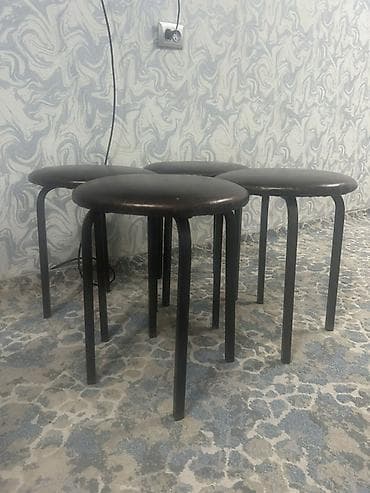 Кеңсе буюмдары: Табуретка, Башка материал, Бүктөө эмес — 1