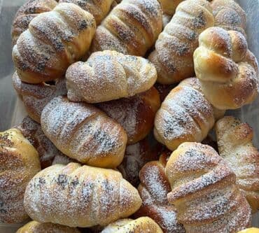 машинка для животных: Нежные мини-круассаны, приготовленные вручную. Представлены как в — 10
