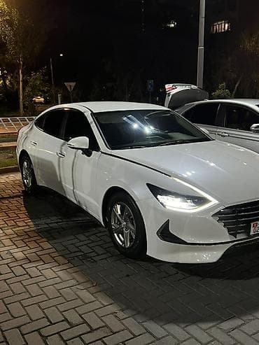 Hyundai Sonata: 2019 г., 2 л, Автомат, Бензин, Седан — 3