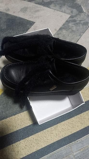 женская обувь 43 размер: Зимние натуральная кожа с натуральным мехом. Производство Турция 39 — 6