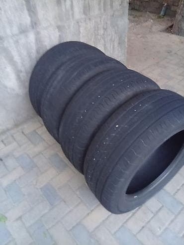 r keeper: Комплект автомобильных шин, 4 штуки.
Размер R20 — 3