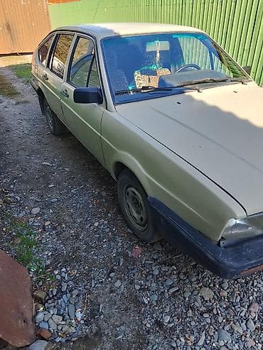 заслонка 124: Volkswagen Passat: 1986 г., 1.6 л, Механика, Бензин, Хэтчбэк — 2
