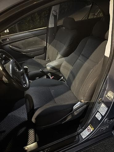 фара на авенсис: Toyota Avensis: 2003 г., 1.8 л, Механика, Бензин, Седан — 7