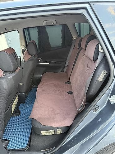 Транспорт: Toyota Corolla Verso: 2004 г., 1.6 л, Механика, Бензин, Седан — 10
