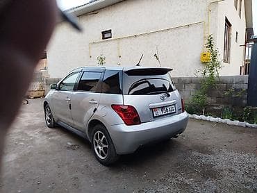 бампер на тойота: Toyota Ist: 2003 г., 1.5 л, Хэтчбэк — 3