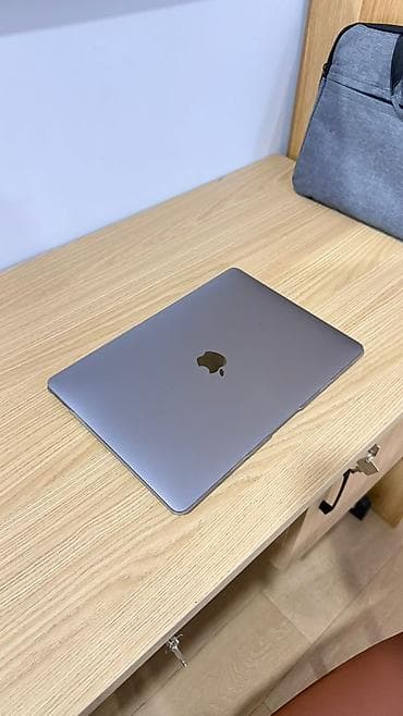 Ноутбуки Apple (MacBook): MacBook Air M1 (13") - Чип Apple M1: высокая производительность и — 2