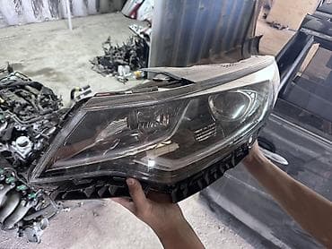 Передняя левая фара Kia 2017 г., Б/у, Оригинал