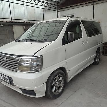skyline 33: Nissan Elgrand: 2000 г., 3 л, Автомат, Дизель, Минивэн — 4