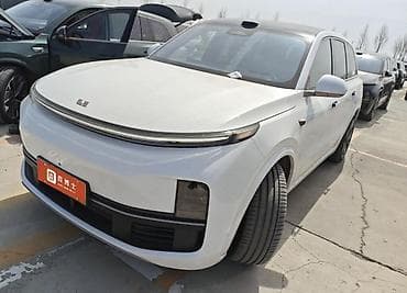 сидение нива: Lixiang L9: 2025 г., 1.5 л, Автомат, Электромобиль, Кроссовер — 2