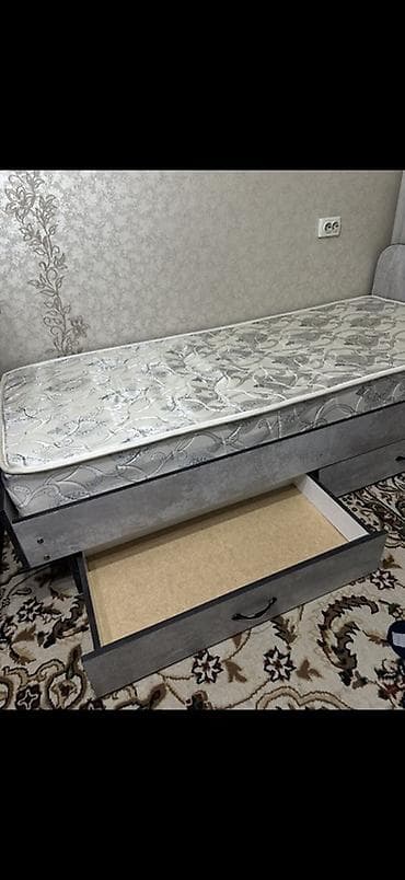 одна спальный кроват: Односпальная кровать, Б/у, С матрасом, длина - 200 см — 3