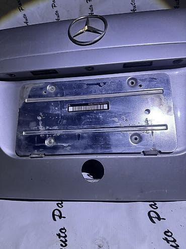 сидение на портер: Крышка багажника Mercedes-Benz, 1998 г., Б/у, Оригинал — 4