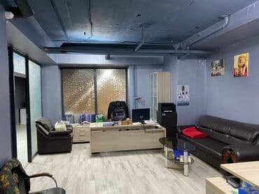 куплю дом под офис: Сдаю Офис, 190 м², В жилом комплексе, С последующим выкупом, С системой безопасности, 1 линия — 3