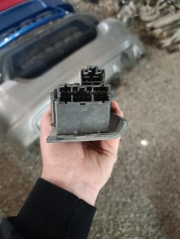 Транспорт: Блок кнопок управления стеклоподъемниками и зеркалами Honda — 2