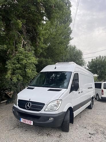 холодильник на вольво: Легкий грузовик, Mercedes-Benz, Б/у — 3