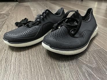 Босоножки, сандалии, шлепанцы: Кроссовки/сникеры черные с белой подошвой, легкие и дышащие. 41размер — 1