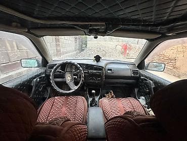 subaru forester 2001: Volkswagen Golf: 1992 г., 1.8 л, Механика, Бензин, Хэтчбэк — 2